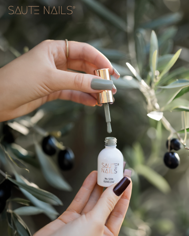 Smalto Saute Nails S256 Olive Leaf