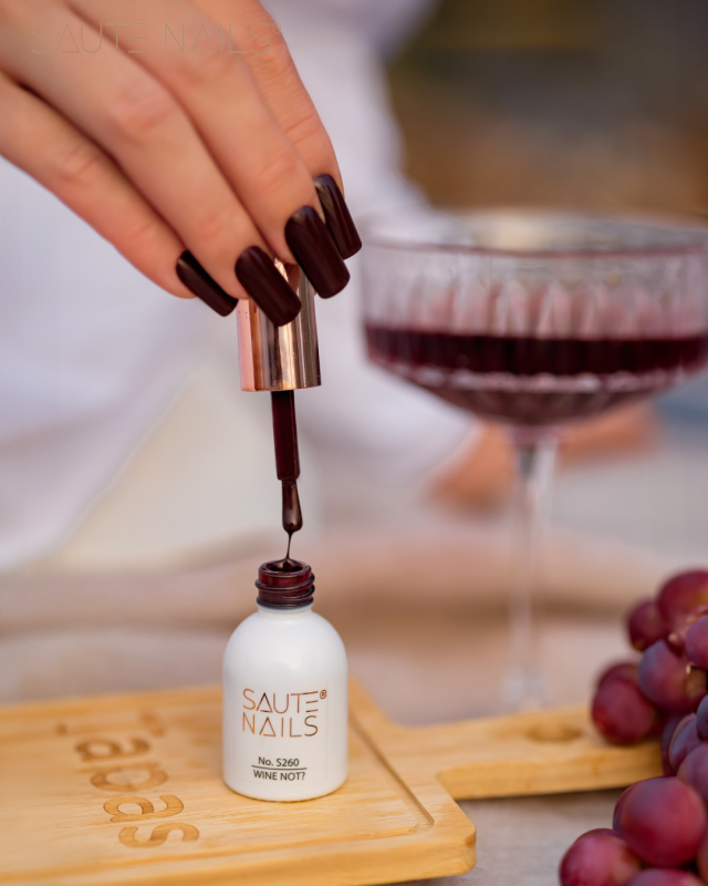 Smalto Saute Nails S260 Wine Not?