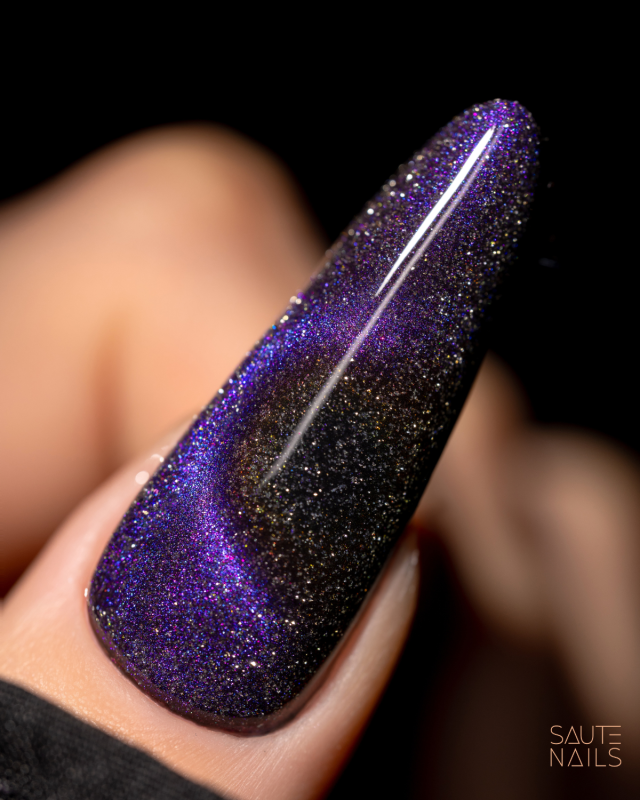 Cat Eye Effect E03
