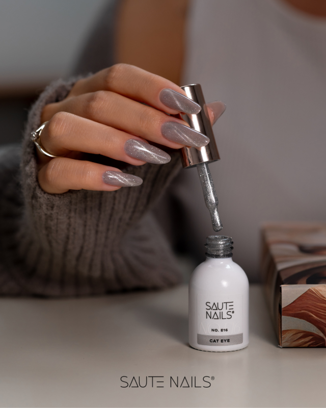 Cat Eye Effect E16