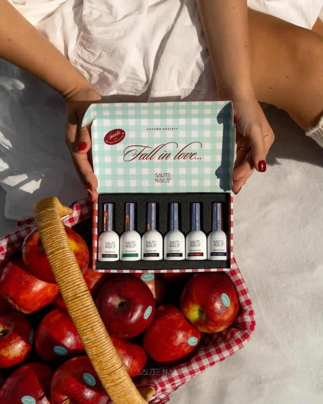 Smalto Saute Nails Trench Coat